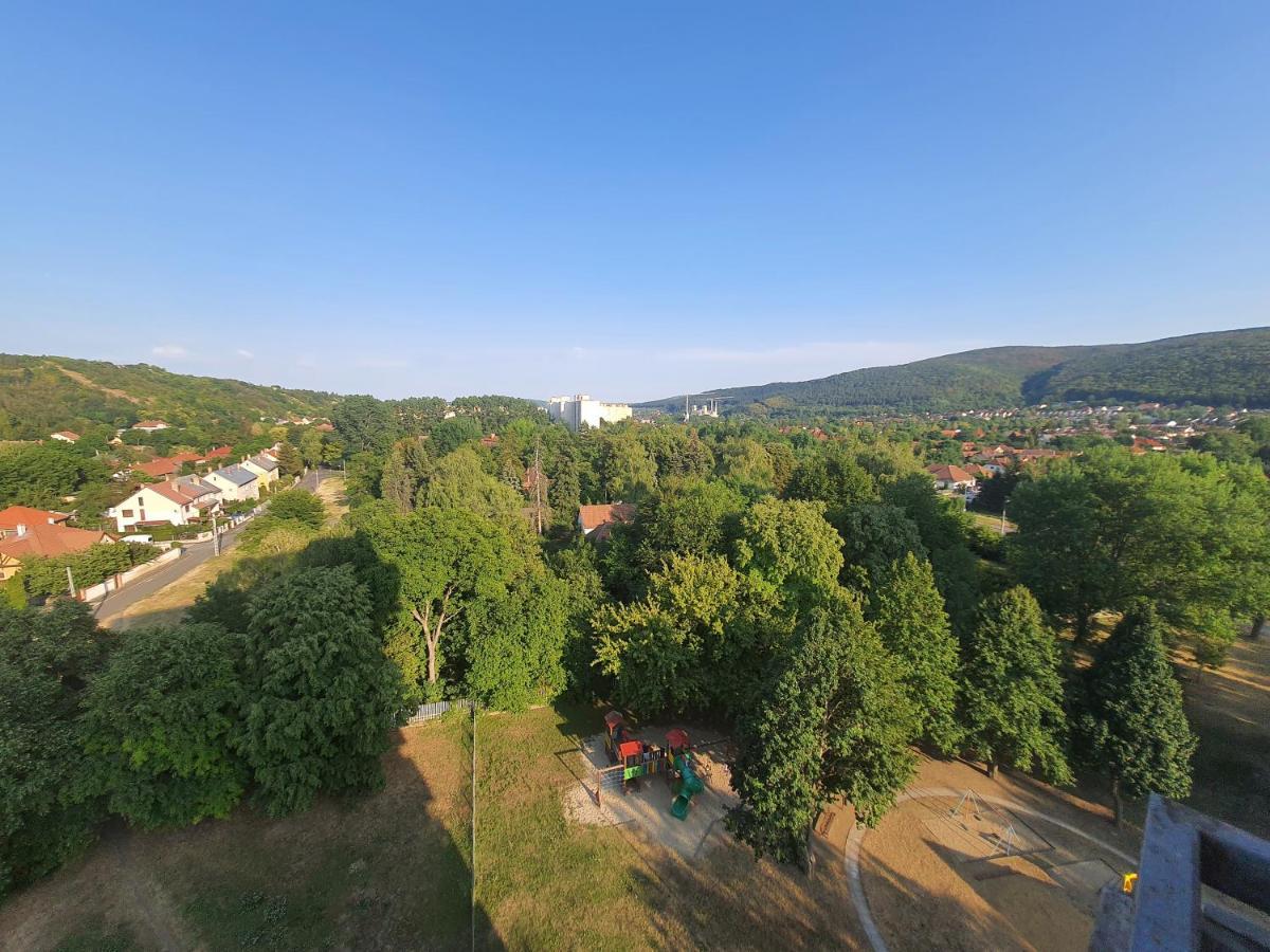 Hegyalja Apartman Miskolc Extérieur photo
